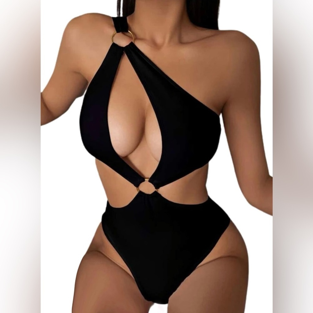 Hilinker Women's O-Ring Cutout Halter One Piece Swimsuit High Cut Bathing Suit
